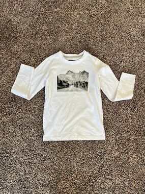 Eddie Bauer White Long-Sleeve 'Road Trip' Graphic Tee